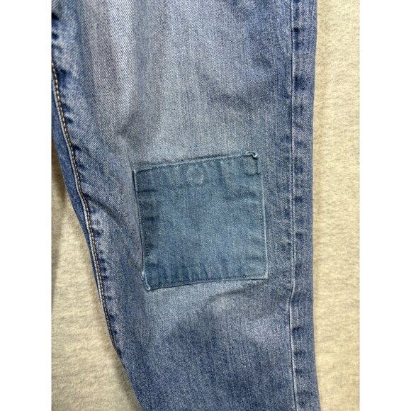 Universal Thread Boyfriend Jeans With Patches Frayed Hem Size 10 - Picture 2 of 6